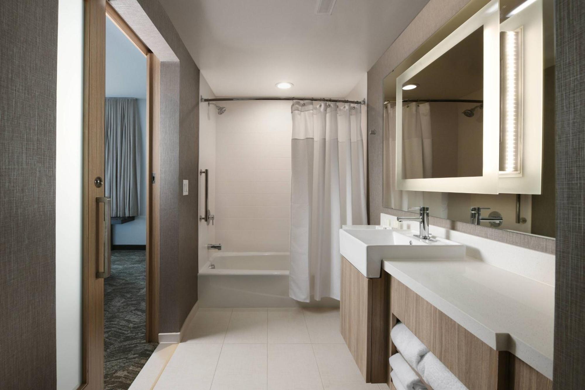 Springhill Suites Dallas Dfw Airport South/Centreport Fort Worth Esterno foto